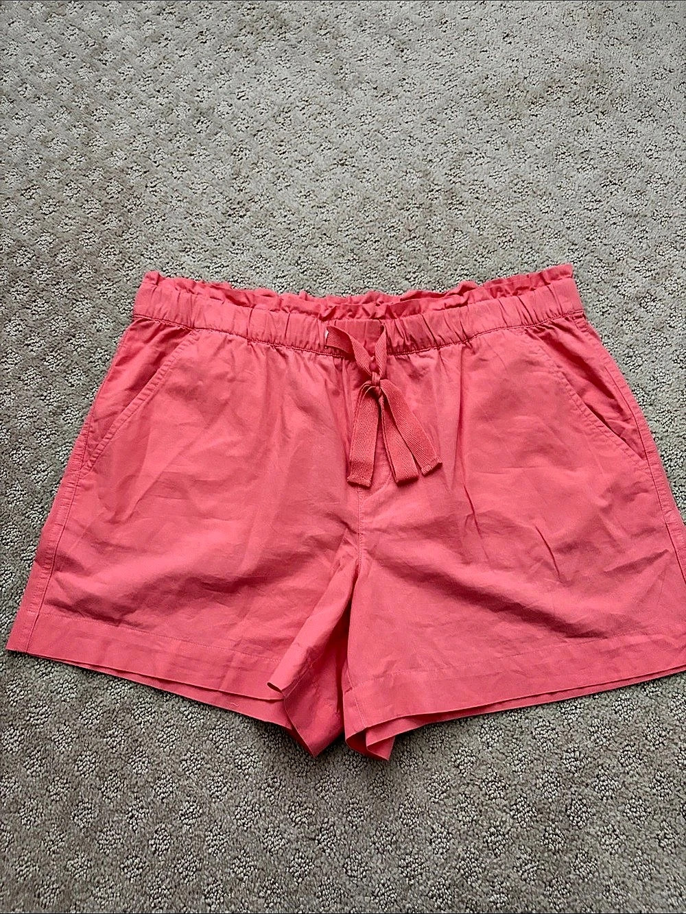 LOFT High Waist Shorts in Coral Size Medium Like New